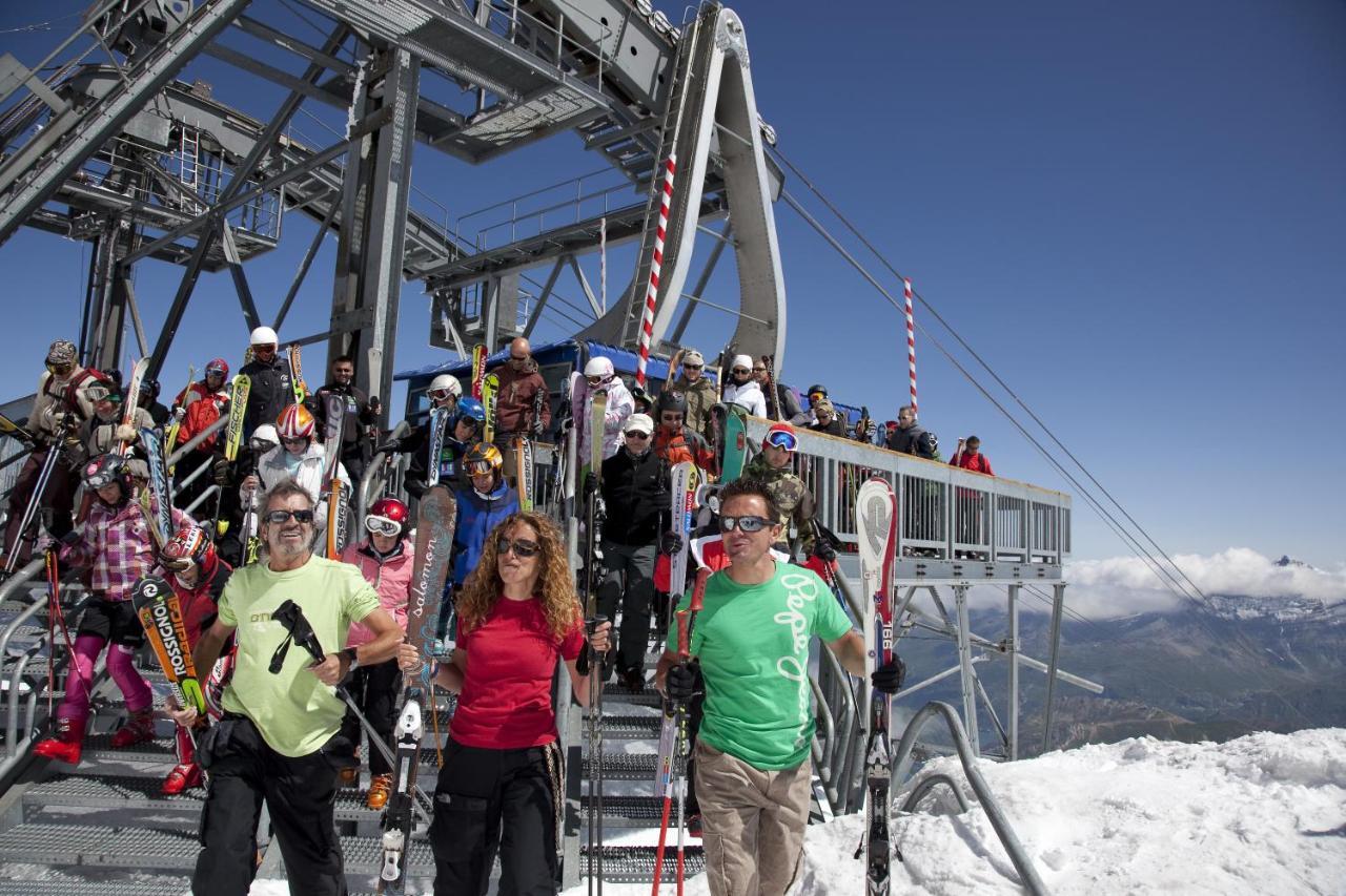 Le Rond Point Des Pistes Lägenhet Tignes Exteriör bild