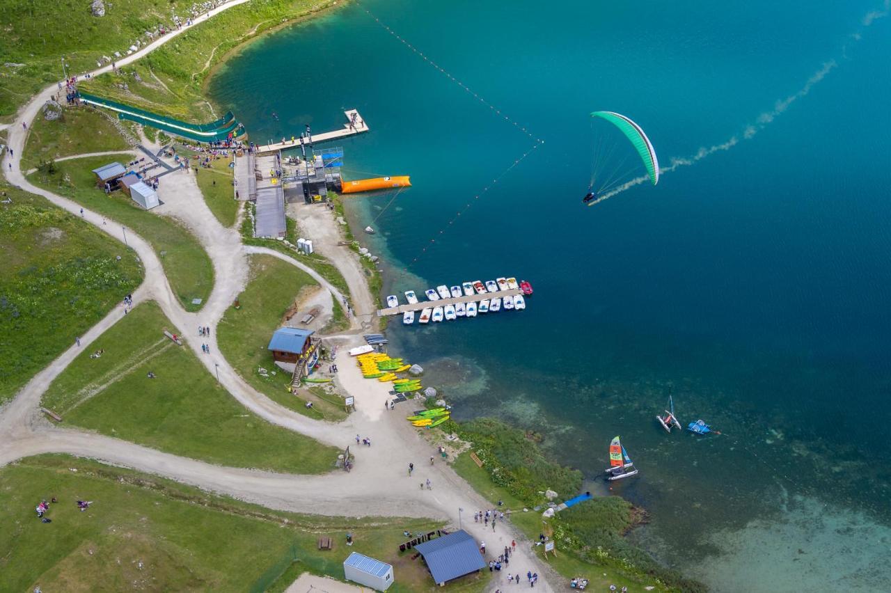 Le Rond Point Des Pistes Lägenhet Tignes Exteriör bild